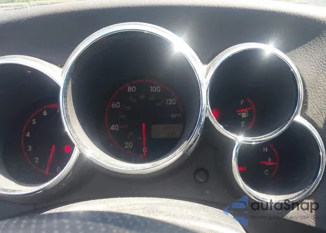 2004 Pontiac Vibe z USA, uszkodzony, nr VIN 5Y2SL62854Z417606